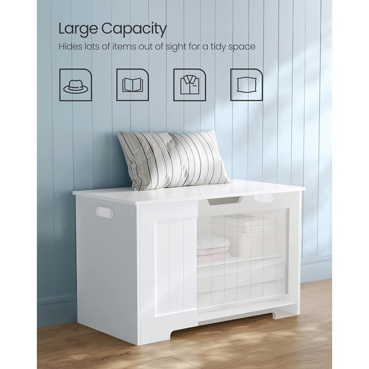 Latitude run top shoe bench